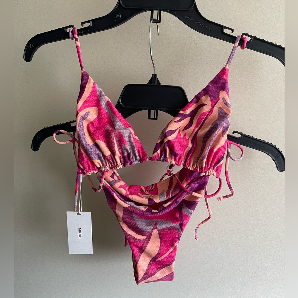MIKOH 2-piece bikini Oska top & Belona bottom in Psychedelic pink Size Large NWT